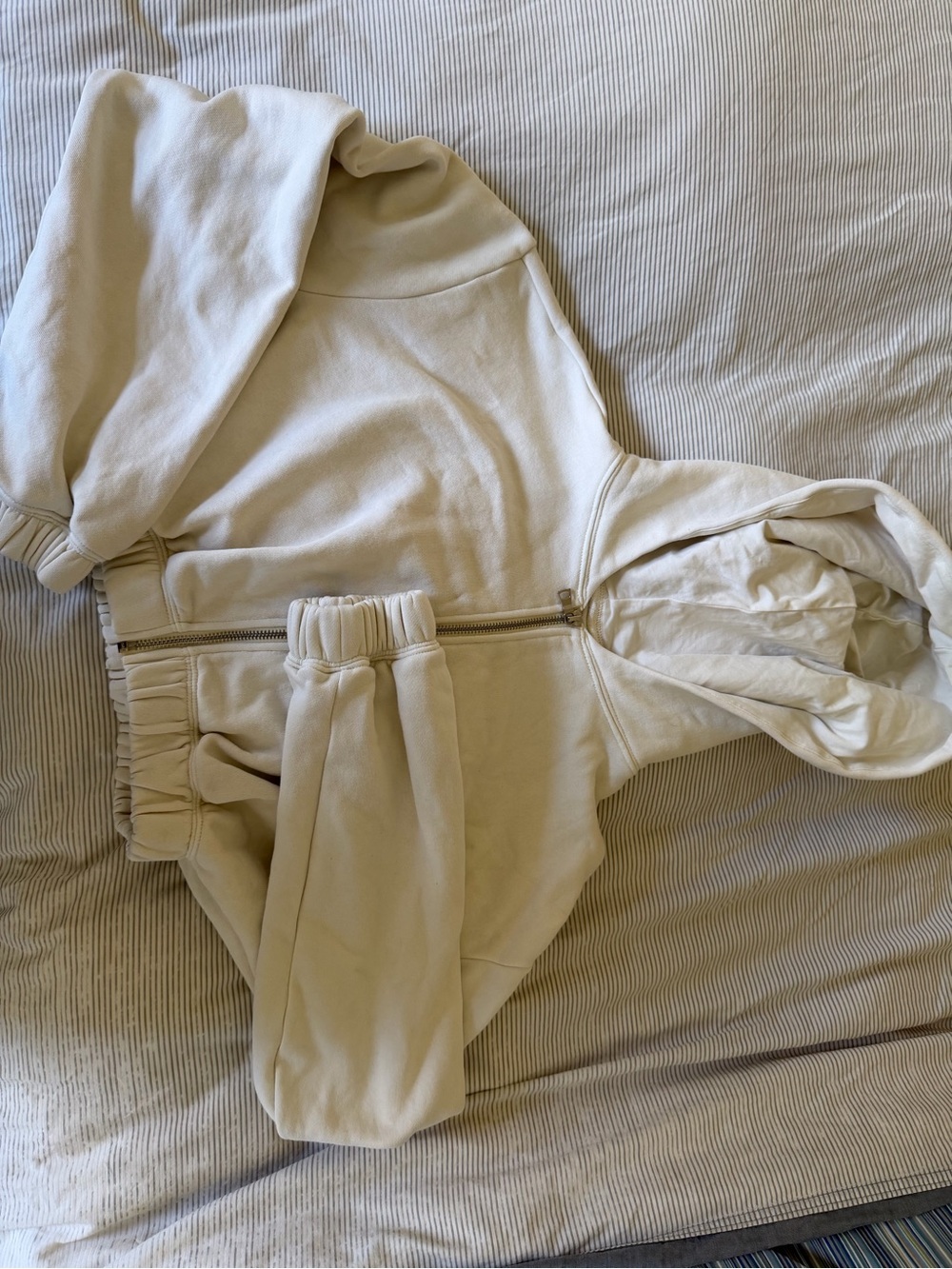 Women's Cream Zip-Up Hoodie Jacket